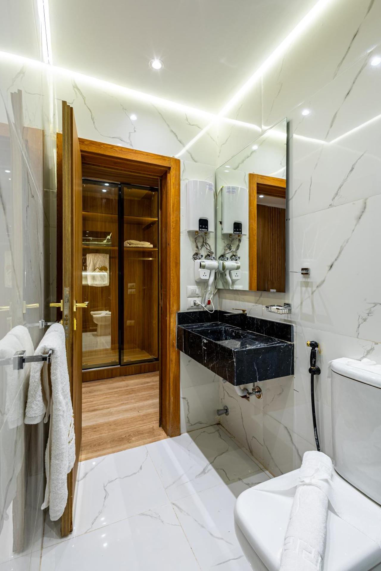 Pyramids sunrise inn - Photo 118