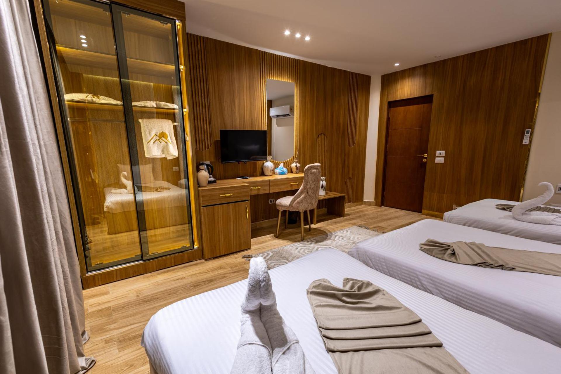 Pyramids sunrise inn - Photo 120