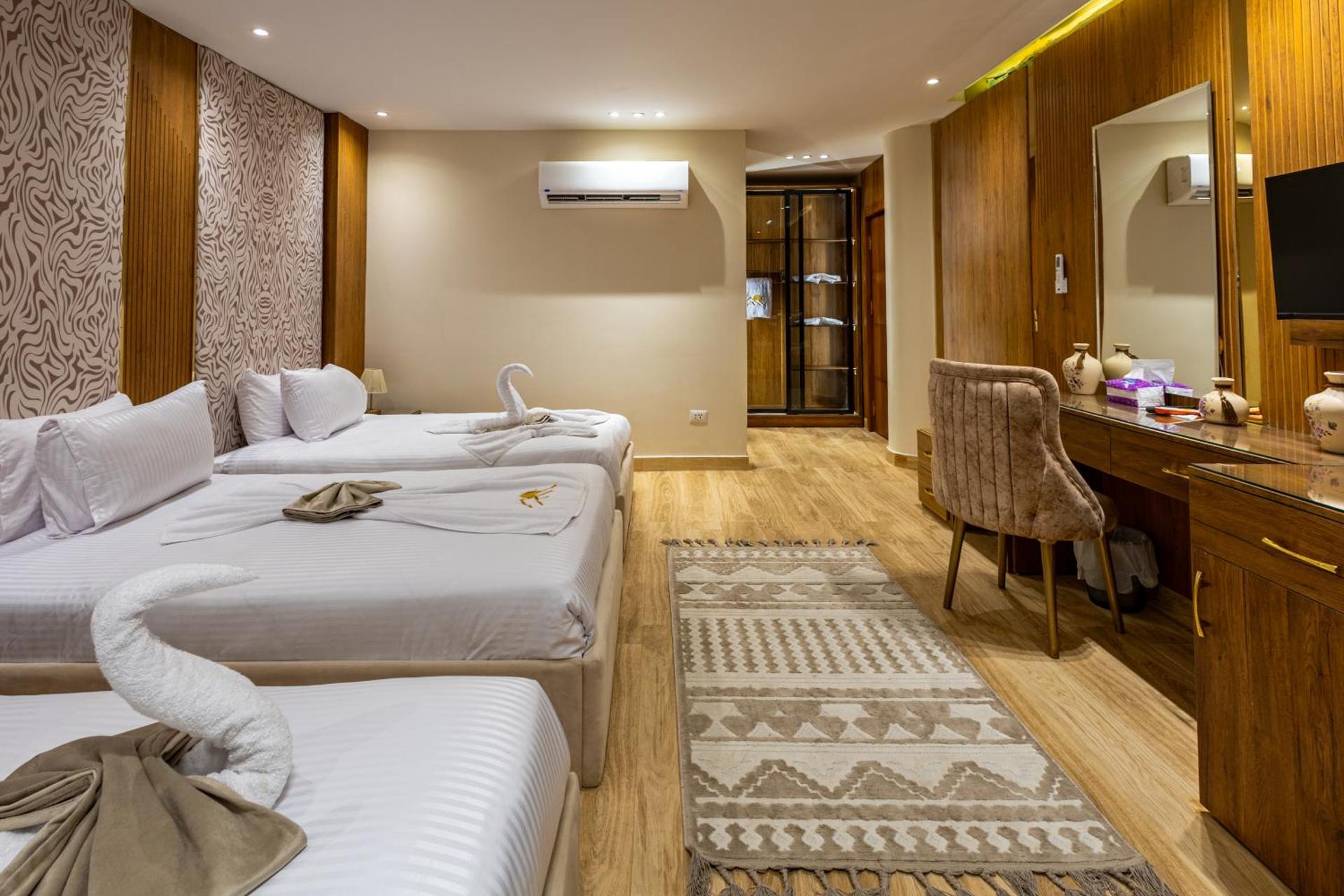 Pyramids sunrise inn - Photo 142