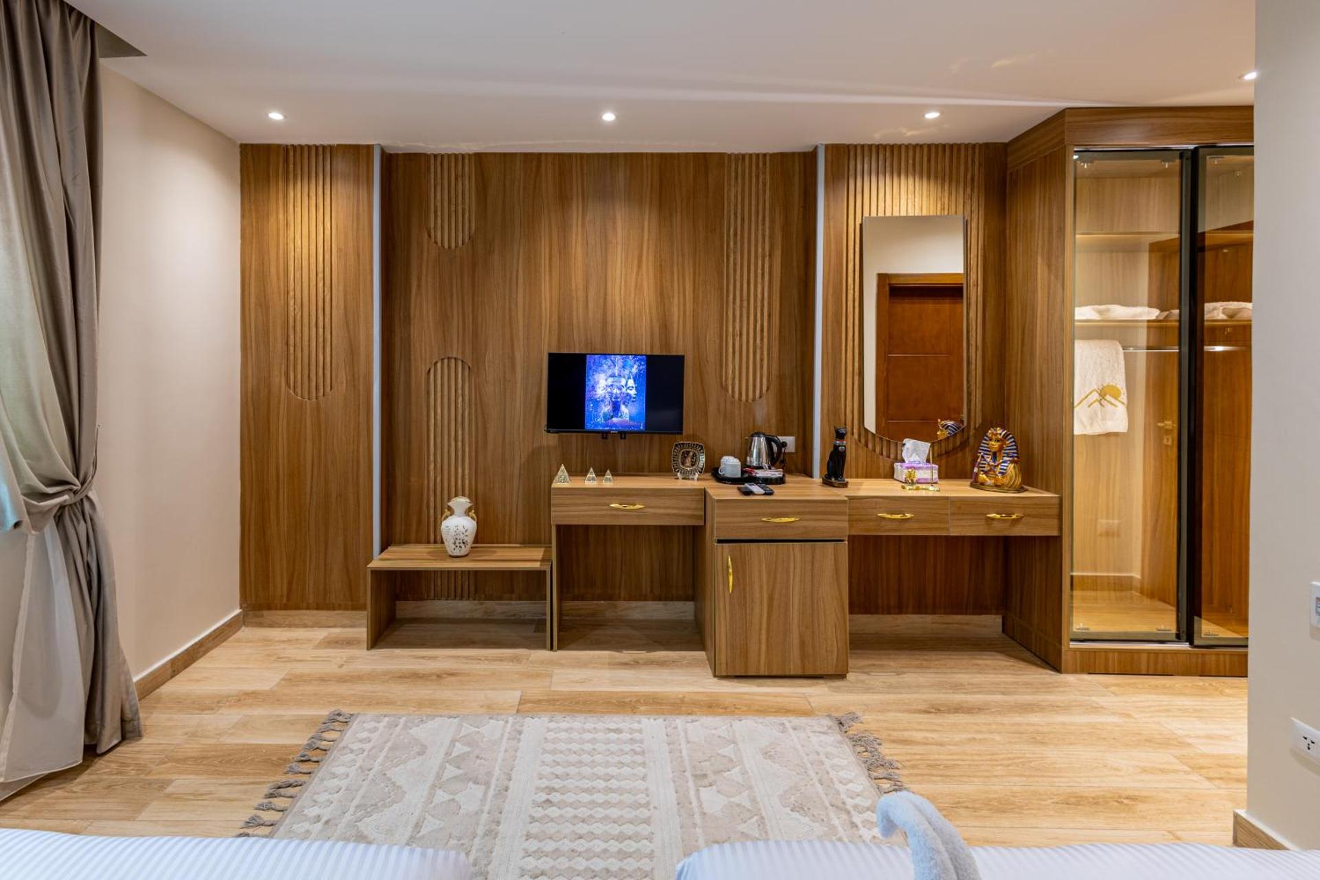 Pyramids sunrise inn - Photo 170