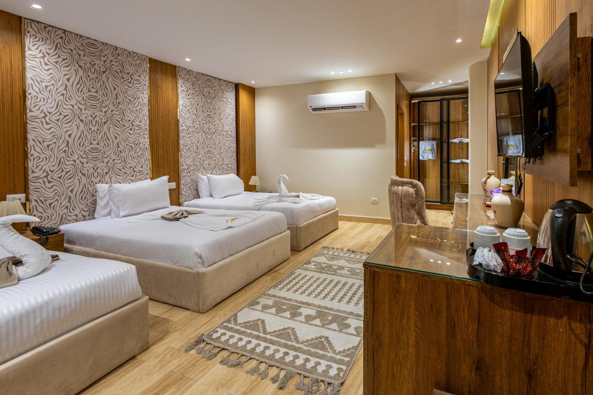 Pyramids sunrise inn - Photo 144