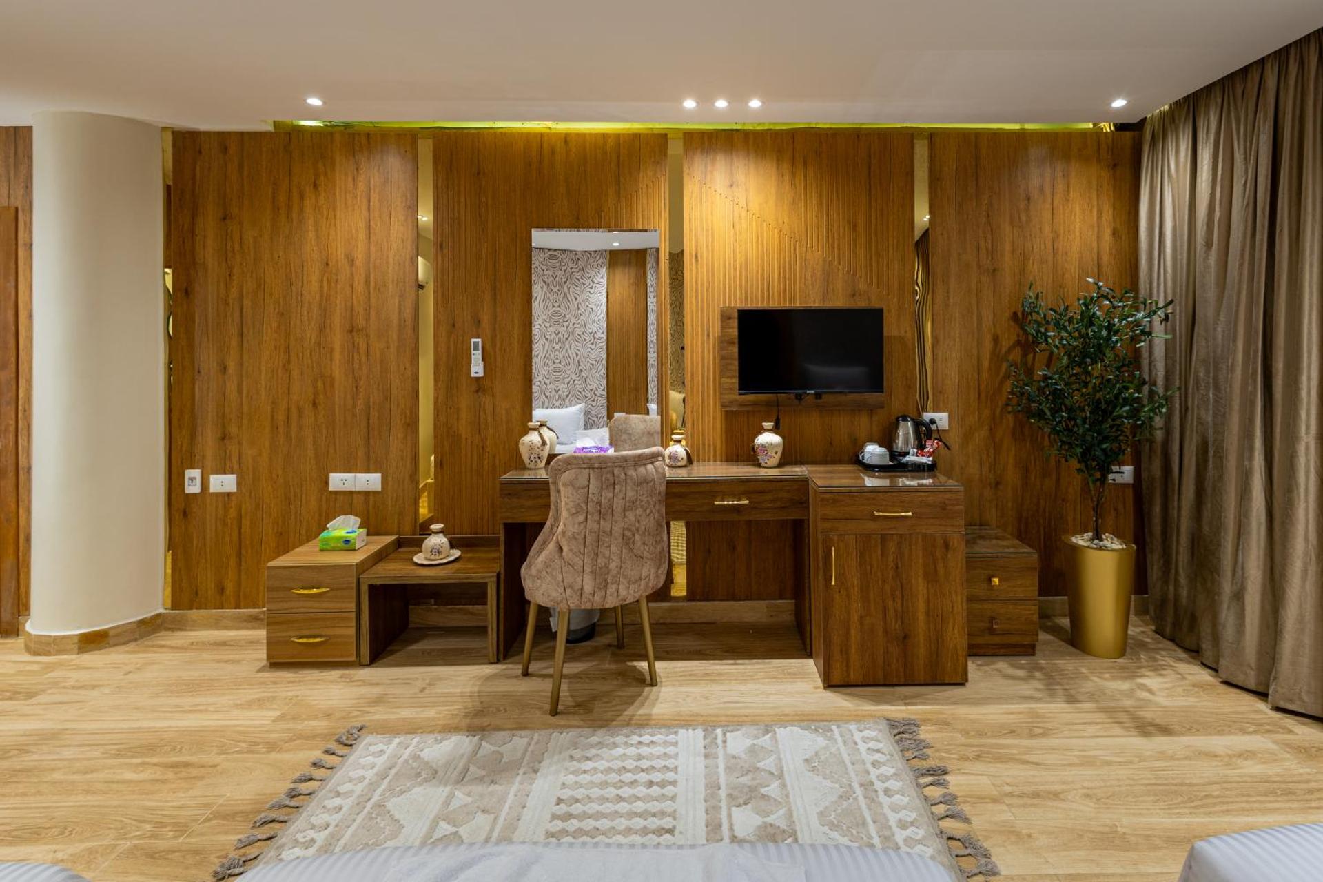 Pyramids sunrise inn - Photo 241