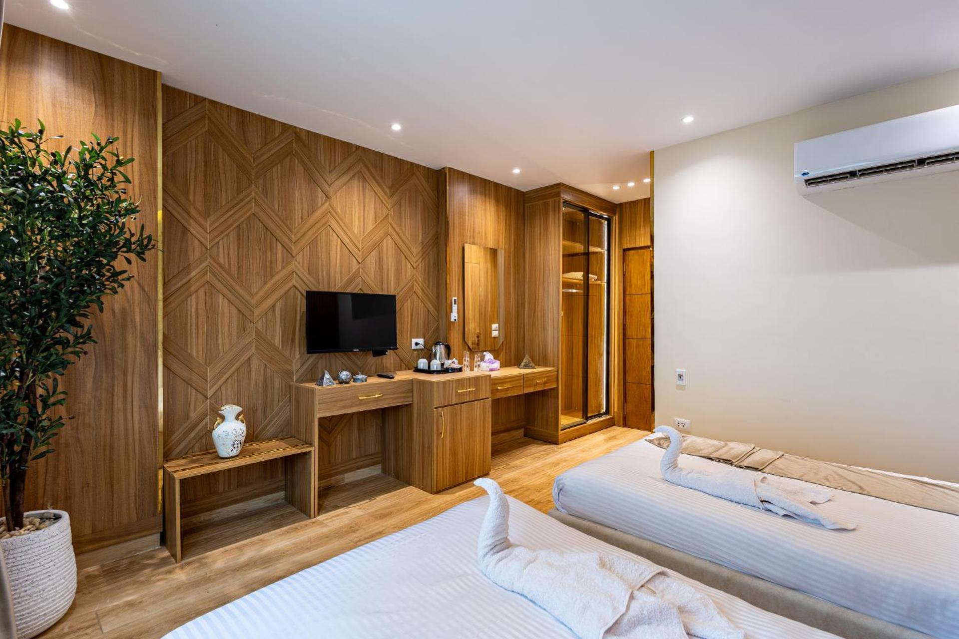 Pyramids sunrise inn - Photo 77