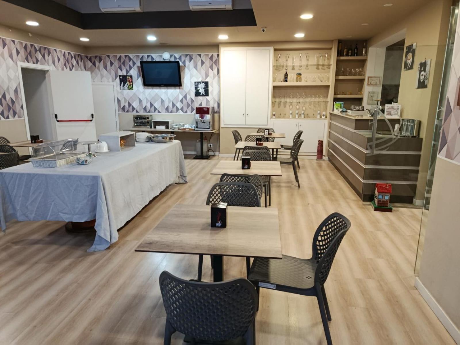 Hotel Elite Palermo Centro - Photo 14