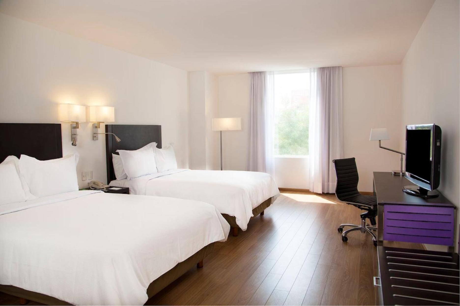Fiesta Inn Express Naucalpan - Photo 4
