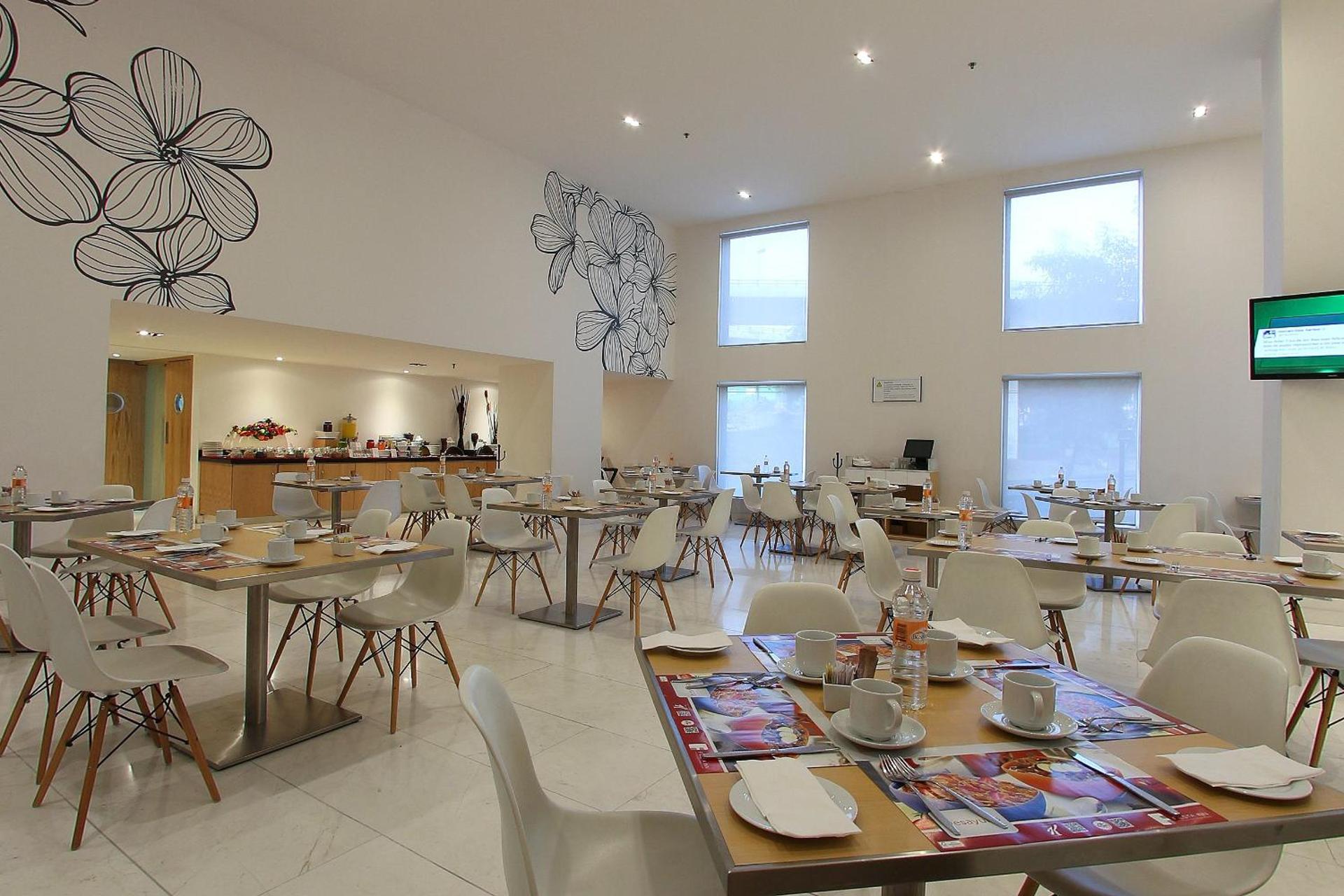 Fiesta Inn Express Naucalpan - Photo 24