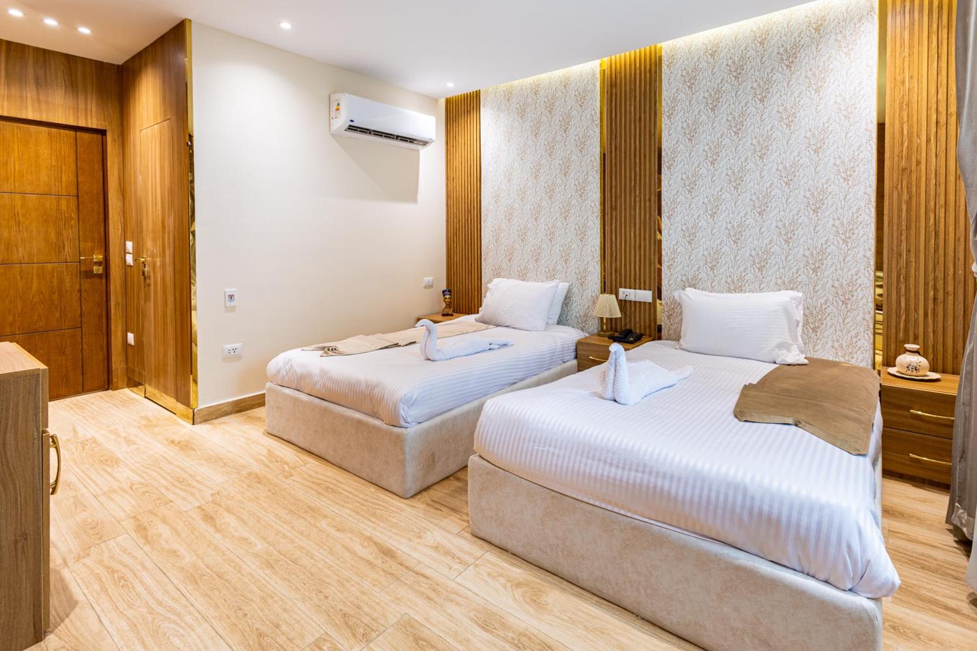 Pyramids sunrise inn - Photo 80