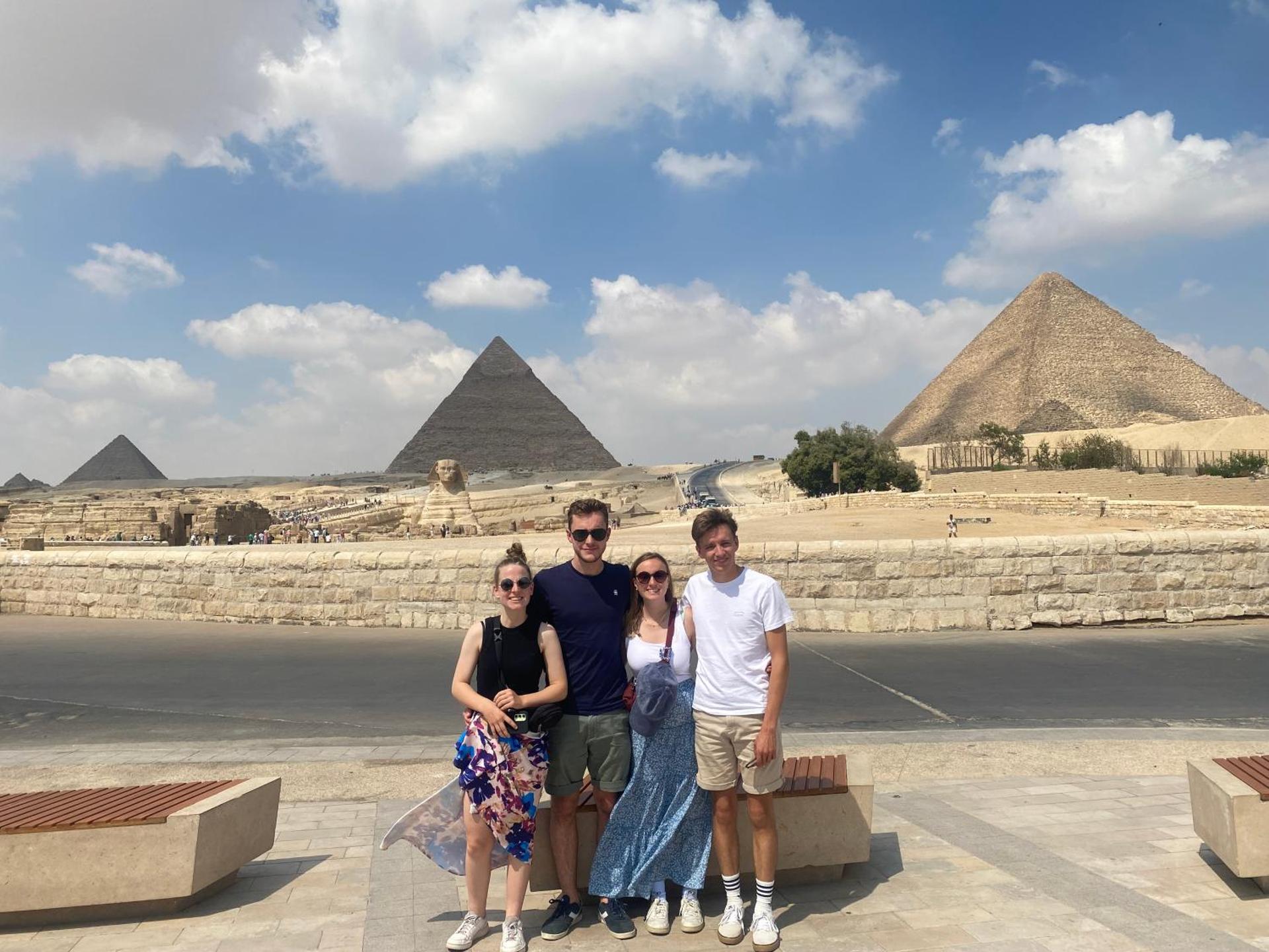 The moon pyramids view - Photo 9