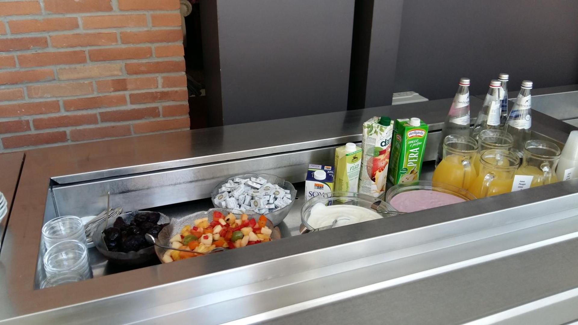 Hotel Santiago - Photo 20