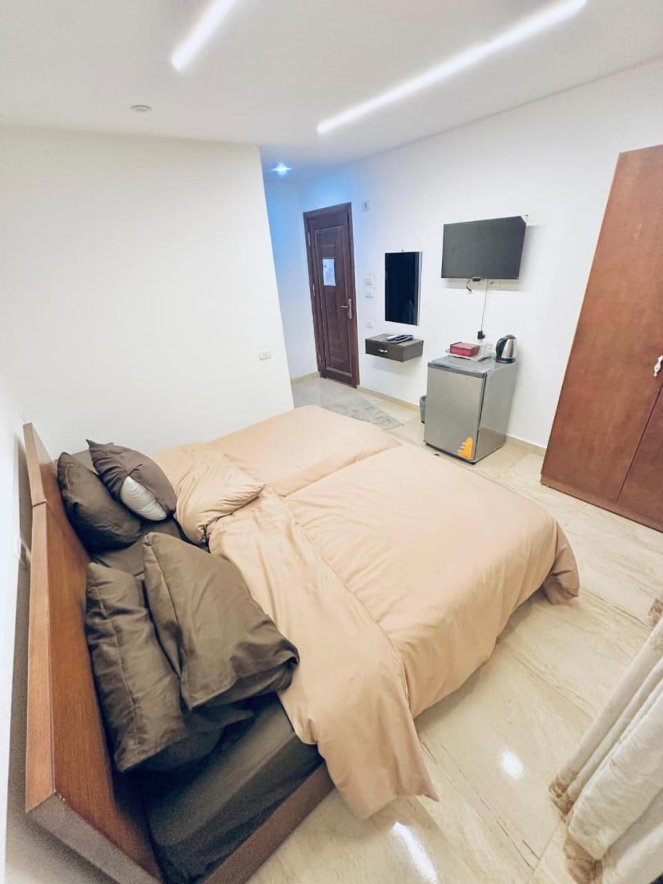 Great Sun Pyramids Inn - Photo 43