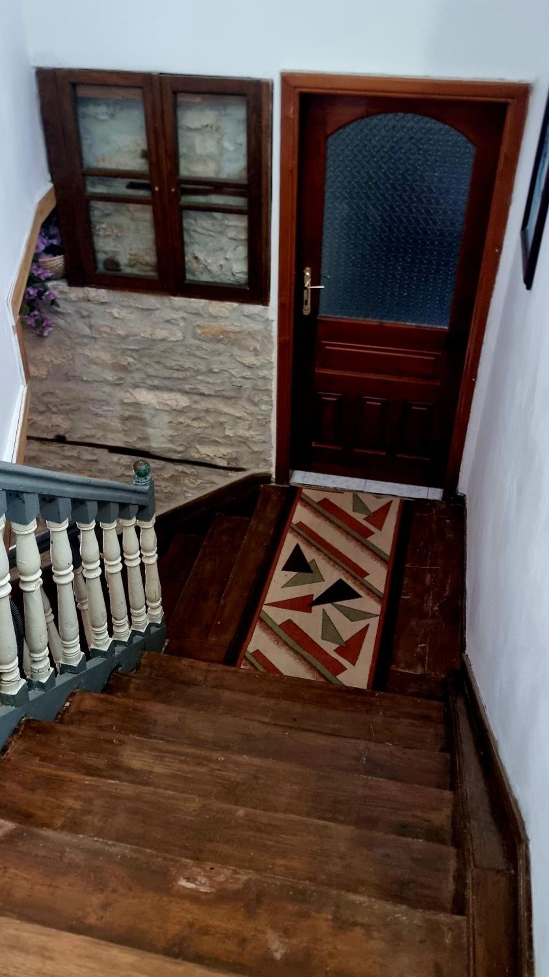 Gjiro's house - Photo 13