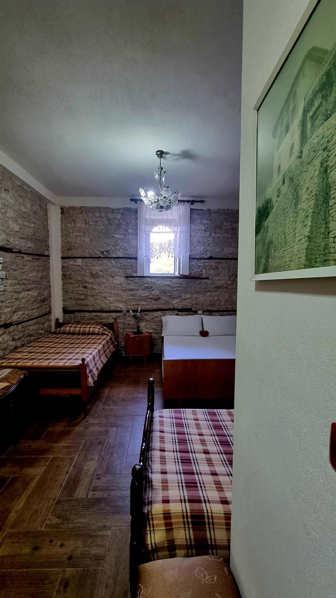 Gjiro's house - Photo 66