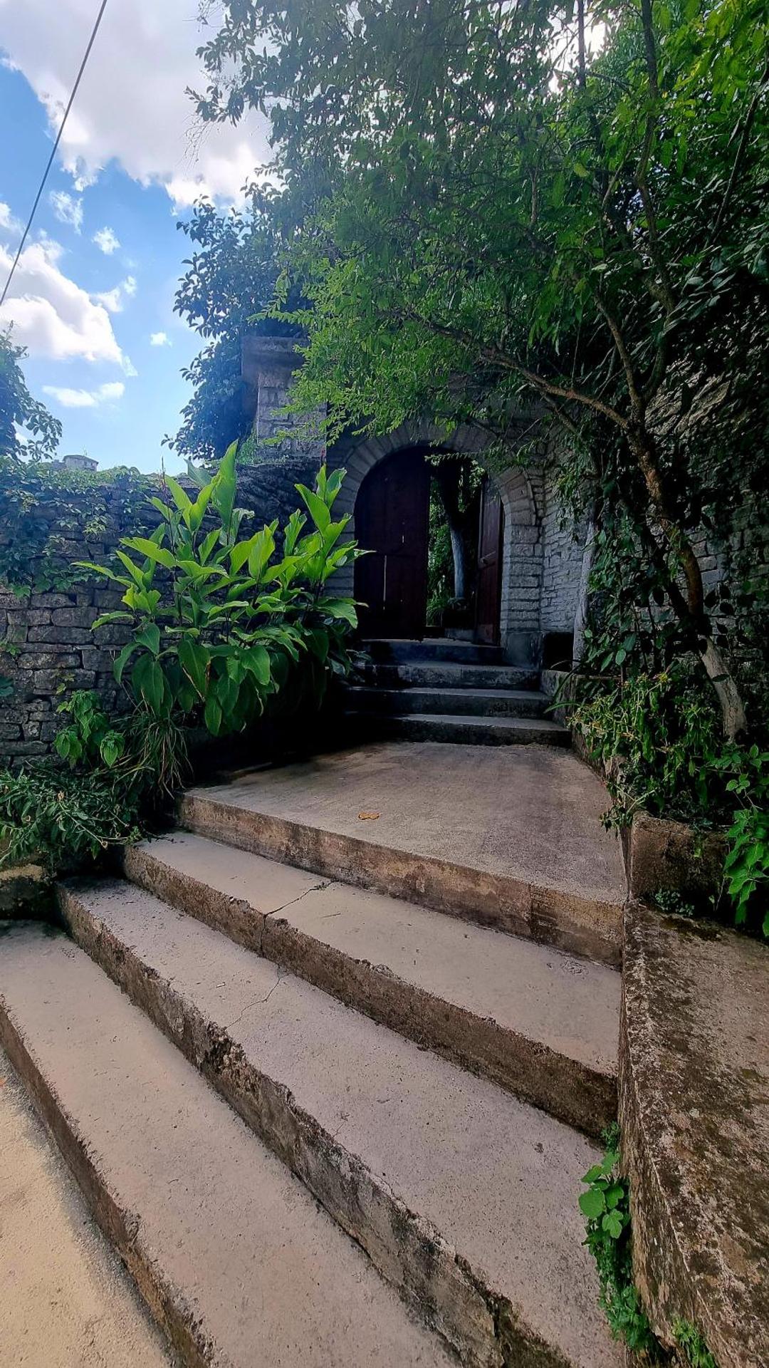 Gjiro's house - Photo 38