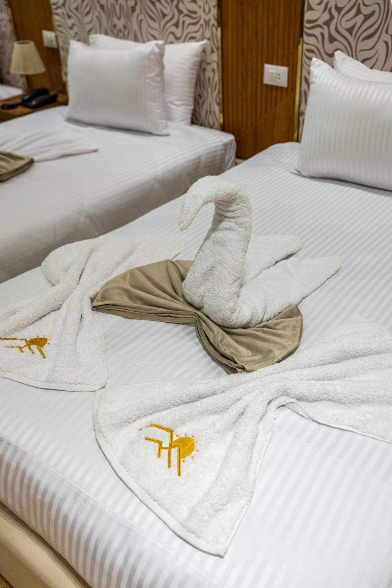 Pyramids sunrise inn - Photo 255