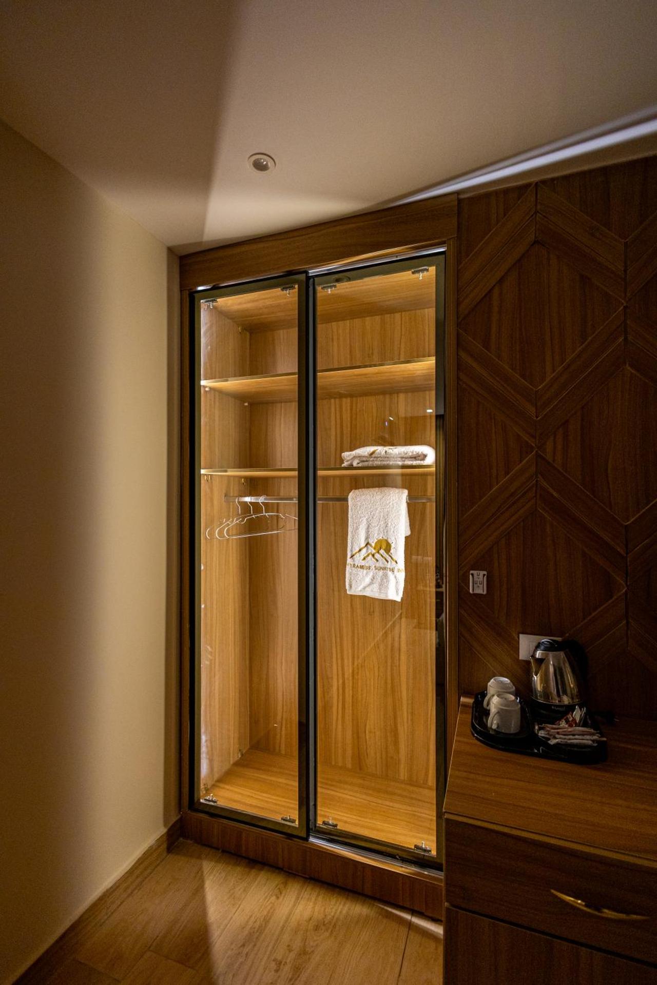 Pyramids sunrise inn - Photo 259