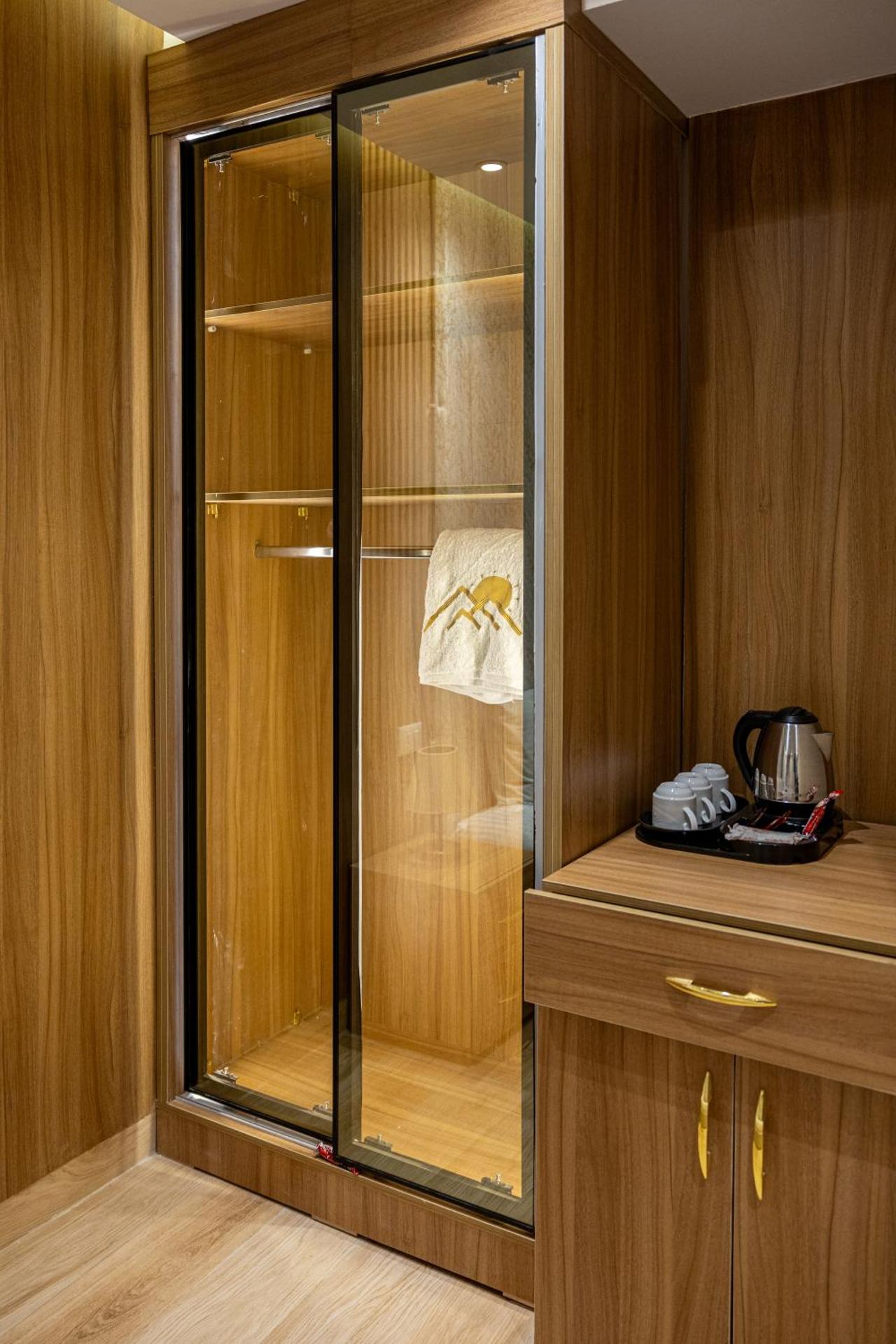 Pyramids sunrise inn - Photo 263