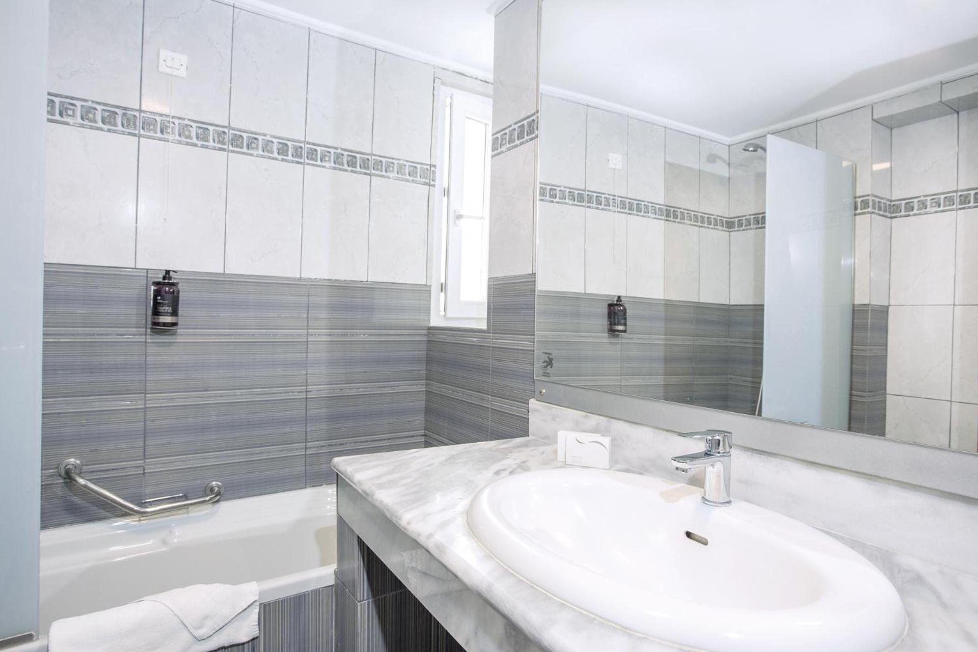 Kosta Palace - Photo 7