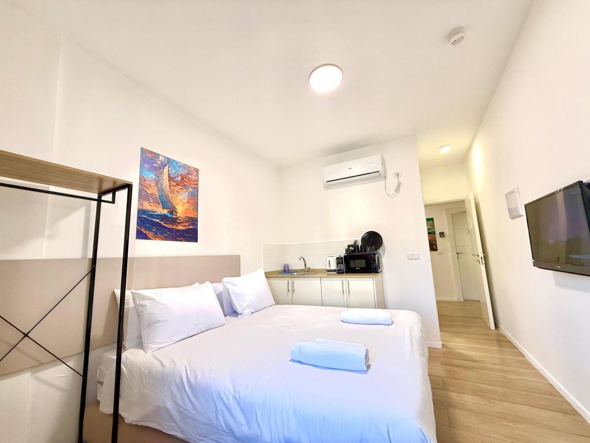 Aju Hillel 14 - Photo 10