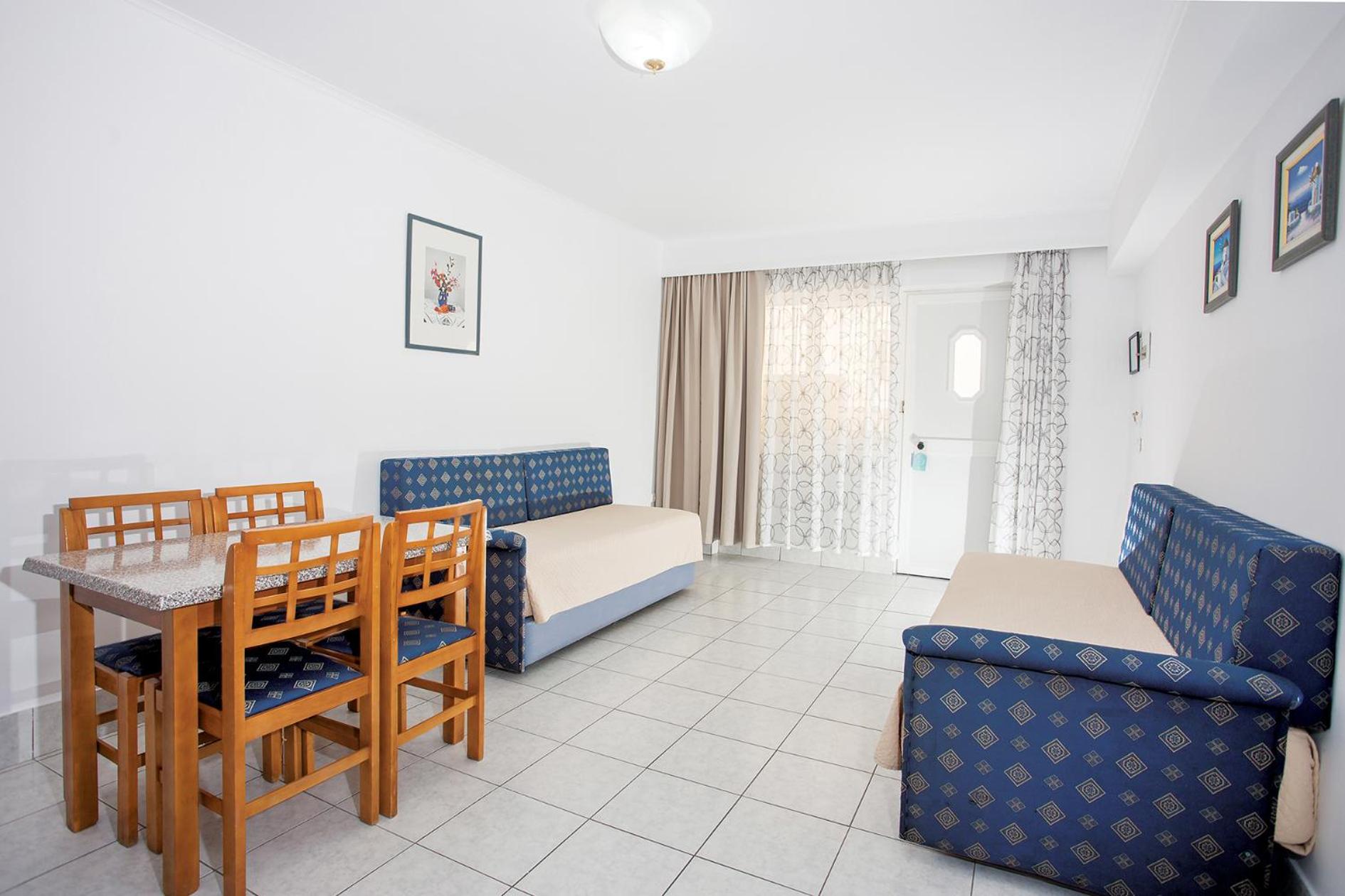 Kosta Palace - Photo 18