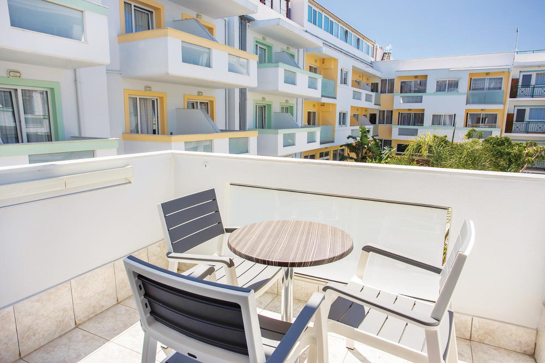 Kosta Palace - Photo 81