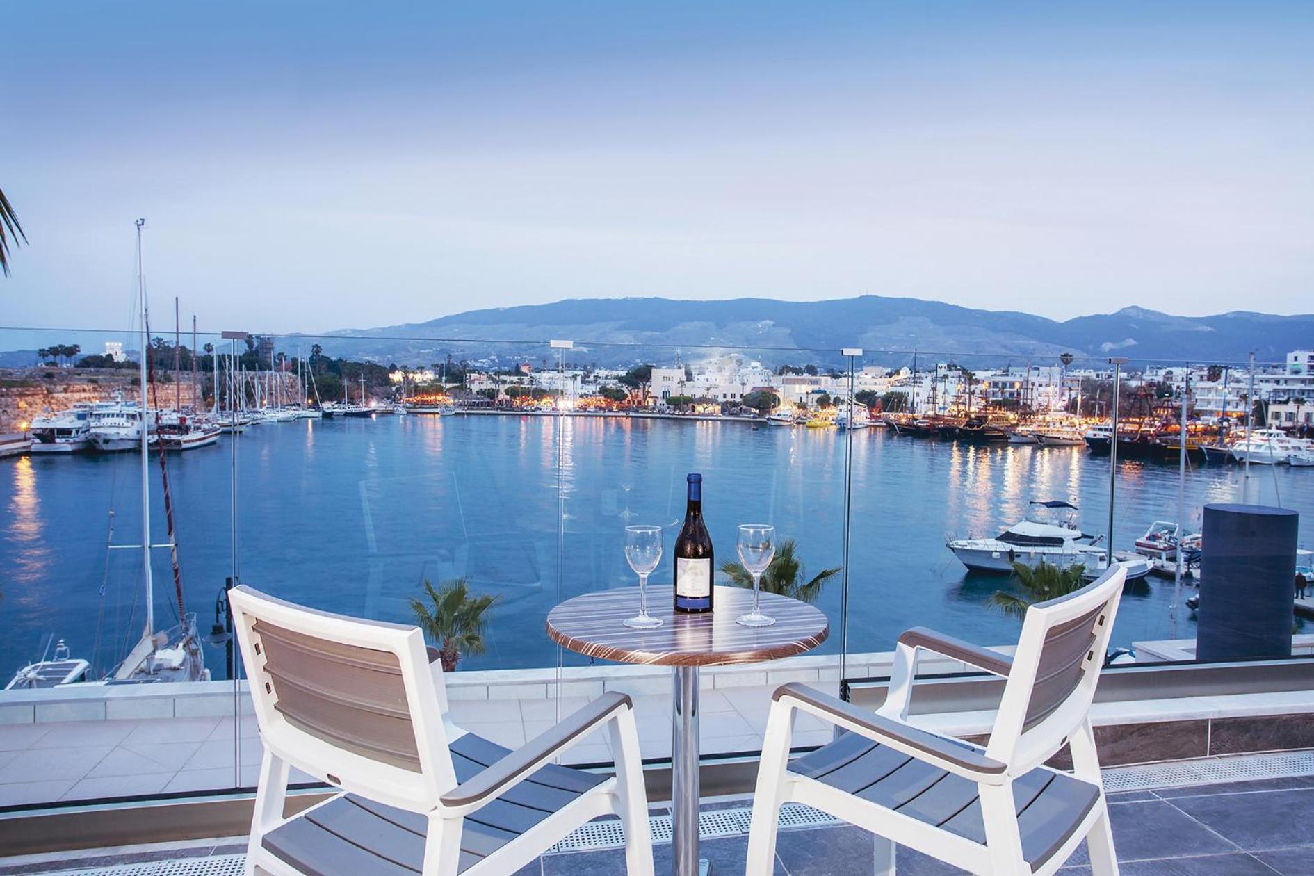 Kosta Palace - Photo 40