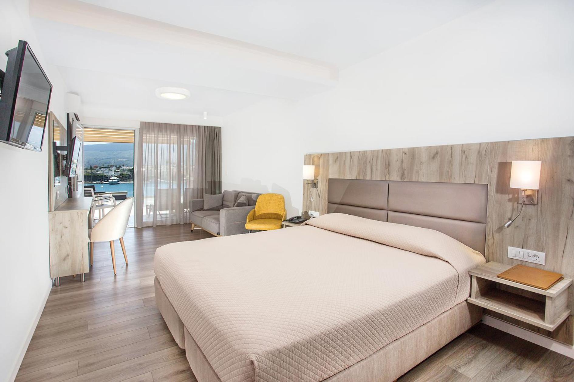 Kosta Palace - Photo 43