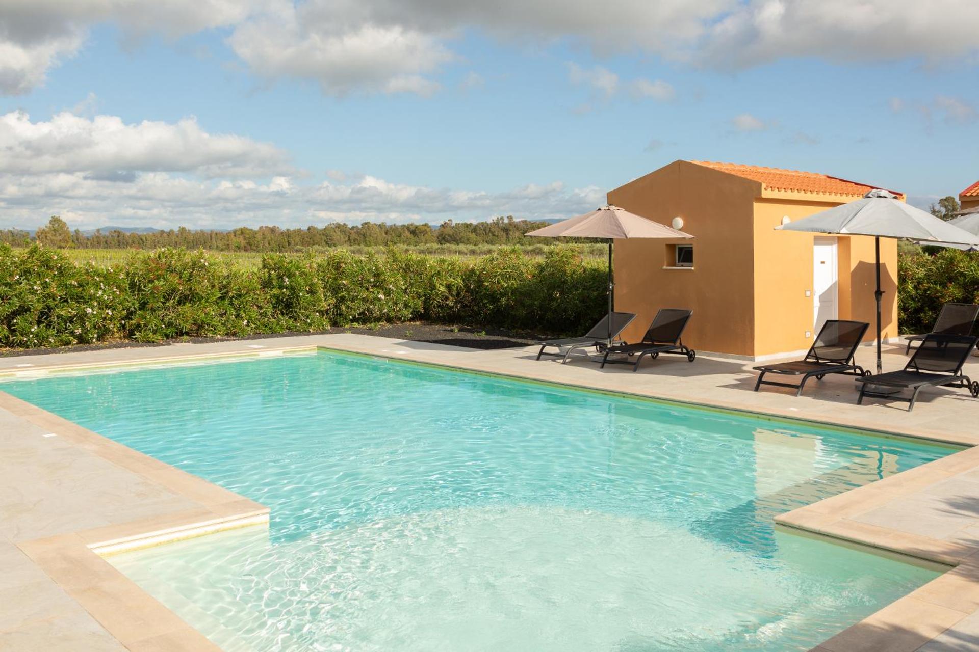 Alghero Airport Bedrooms - Photo 12