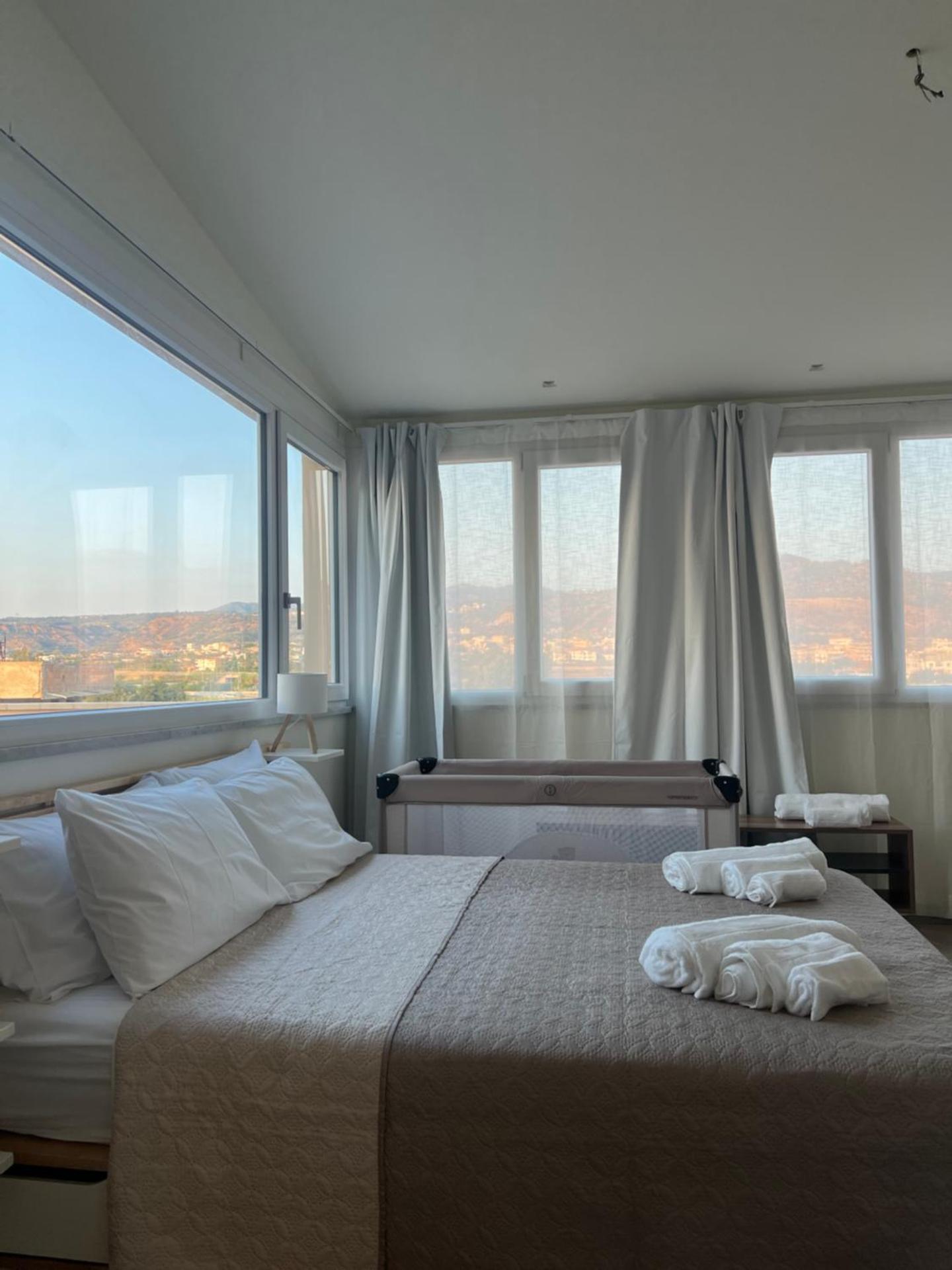 Double Room with Private Bathroom - Photo 2