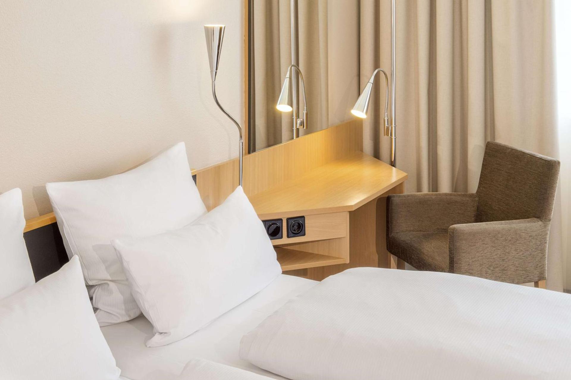 NH München Messe - Photo 36