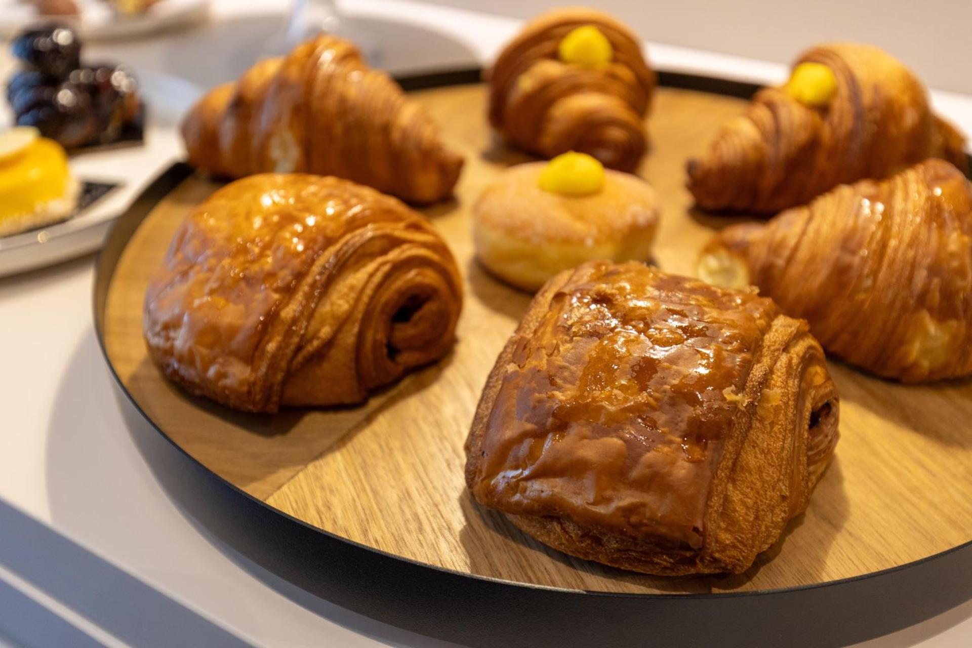 FOUR Suites Pantheon - Photo 12