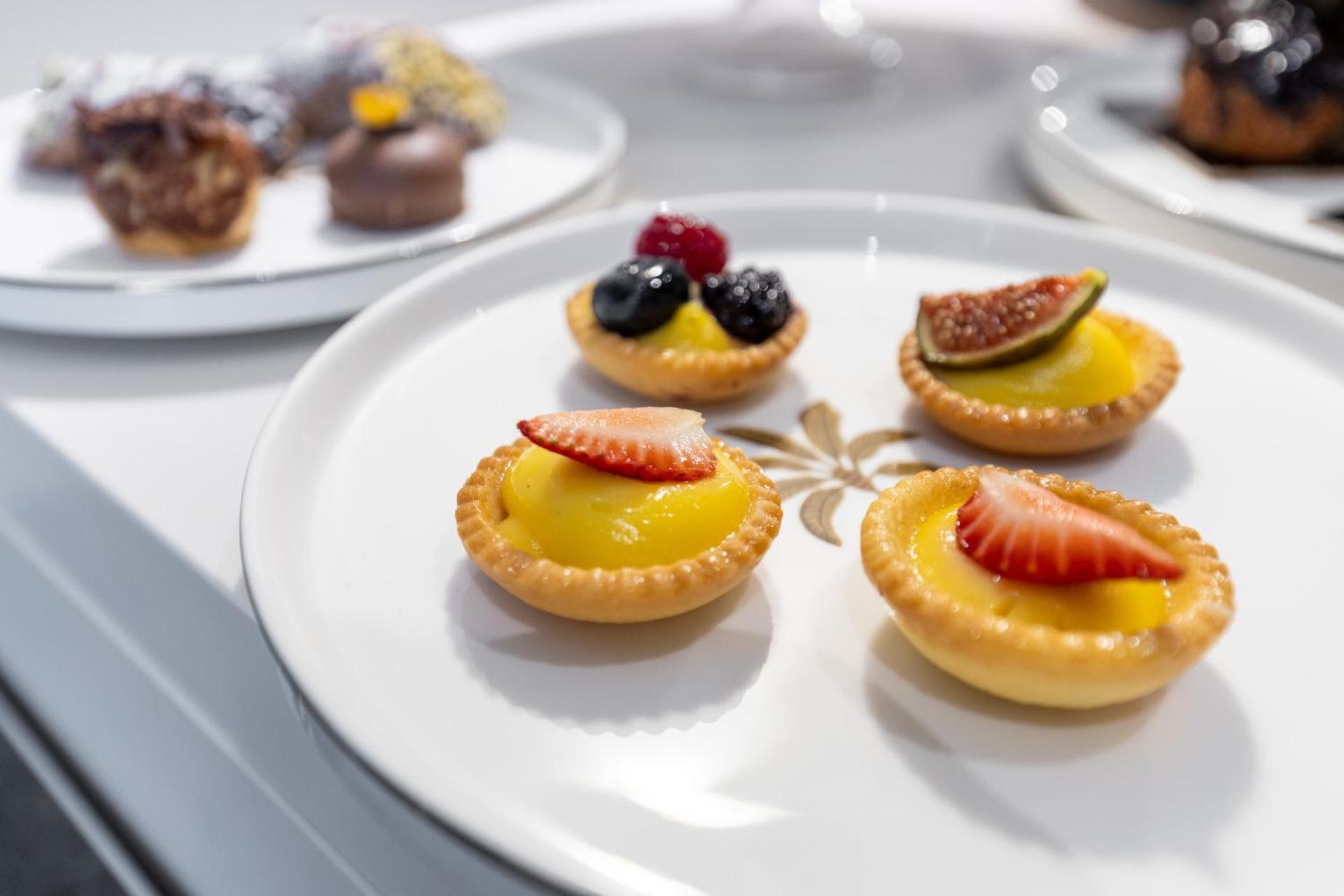 FOUR Suites Pantheon - Photo 18