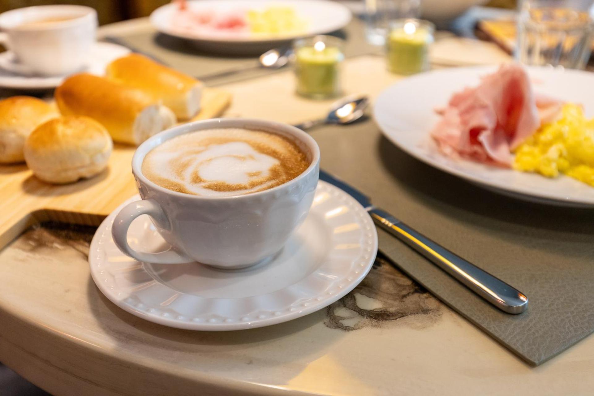 FOUR Suites Pantheon - Photo 20