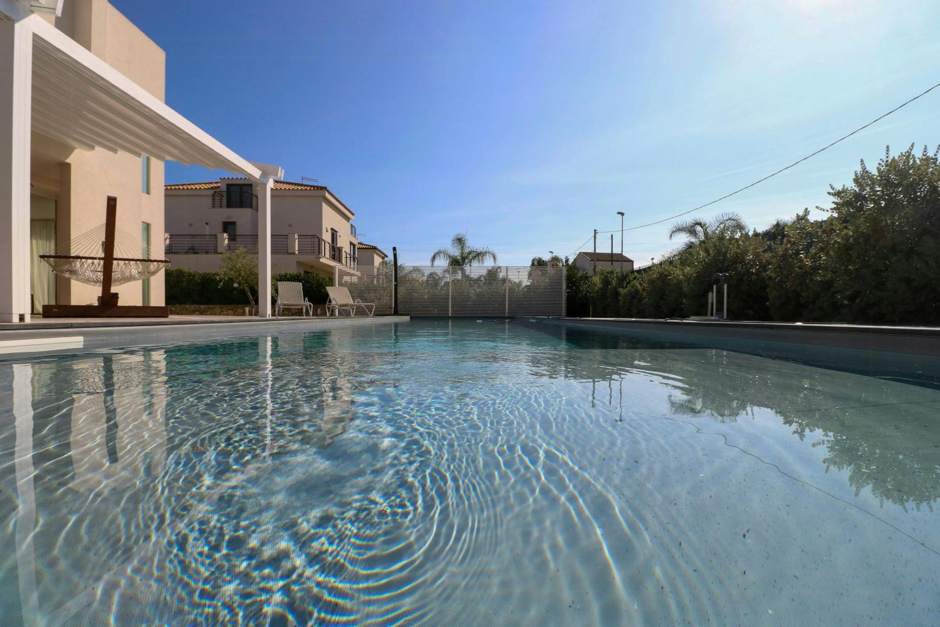 Modern Villa With Views Of Ortigia - Photo 3