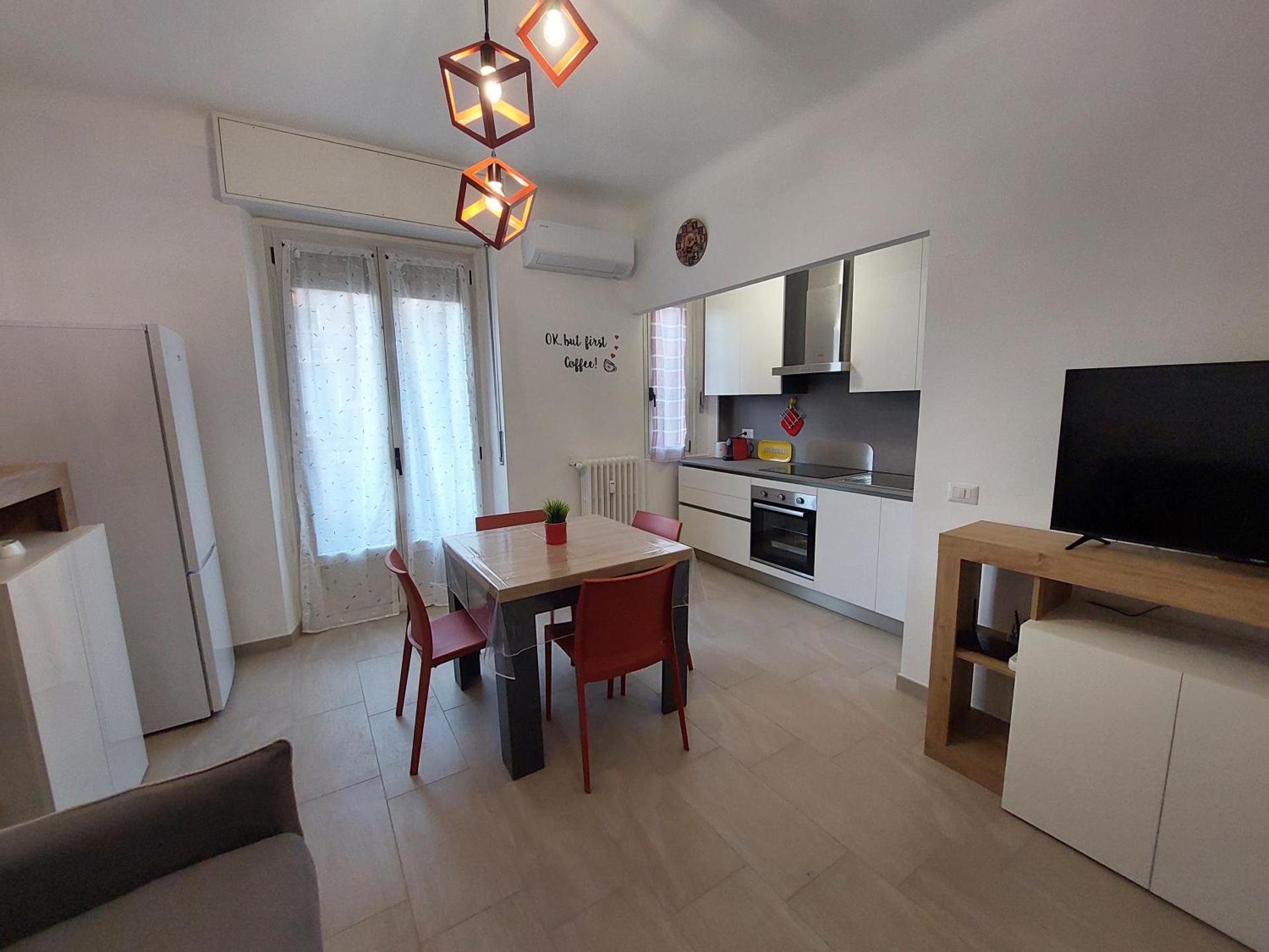 Kitty House - Photo 18