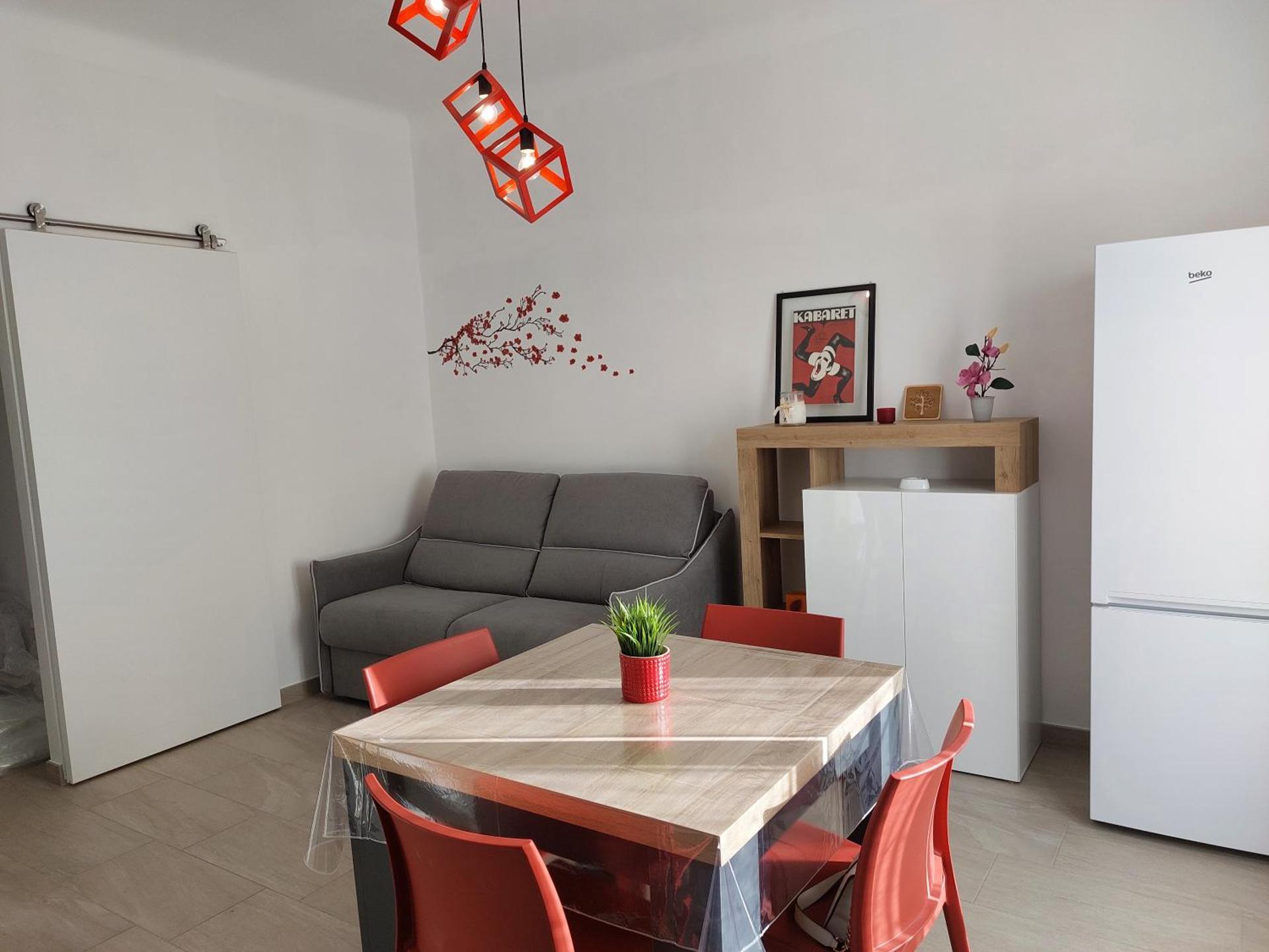 Kitty House - Photo 5