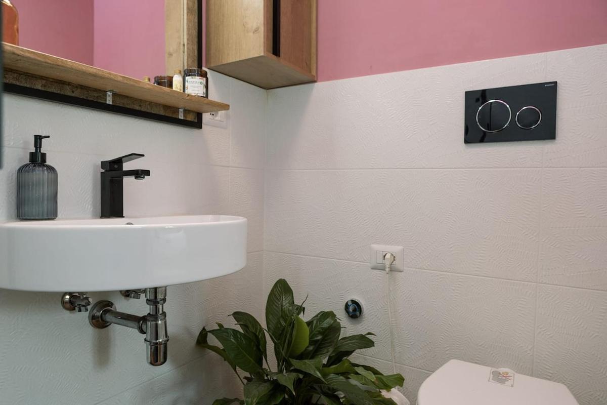 Artsy Loft - Photo 10