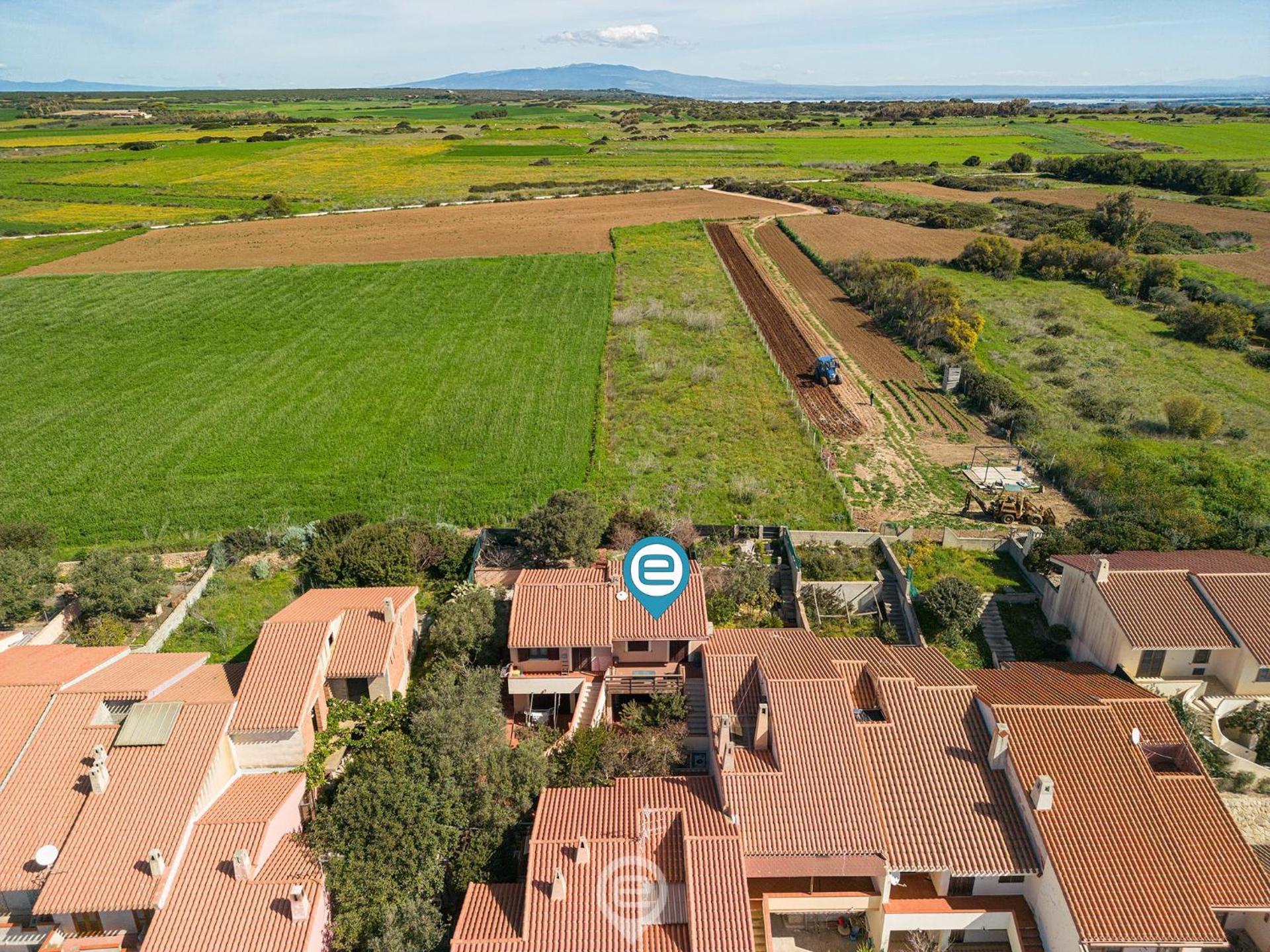 Coastal Apartments - Comfort - Photo 4