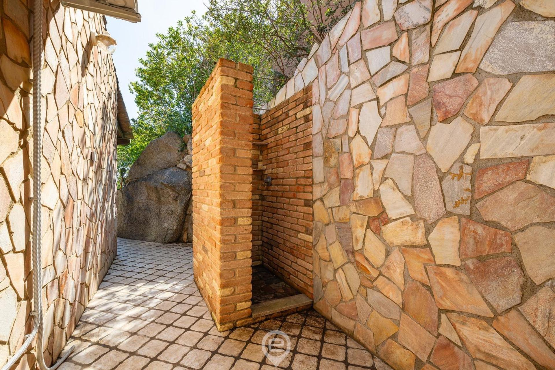 Alessandra Garden Hideaway - Photo 10