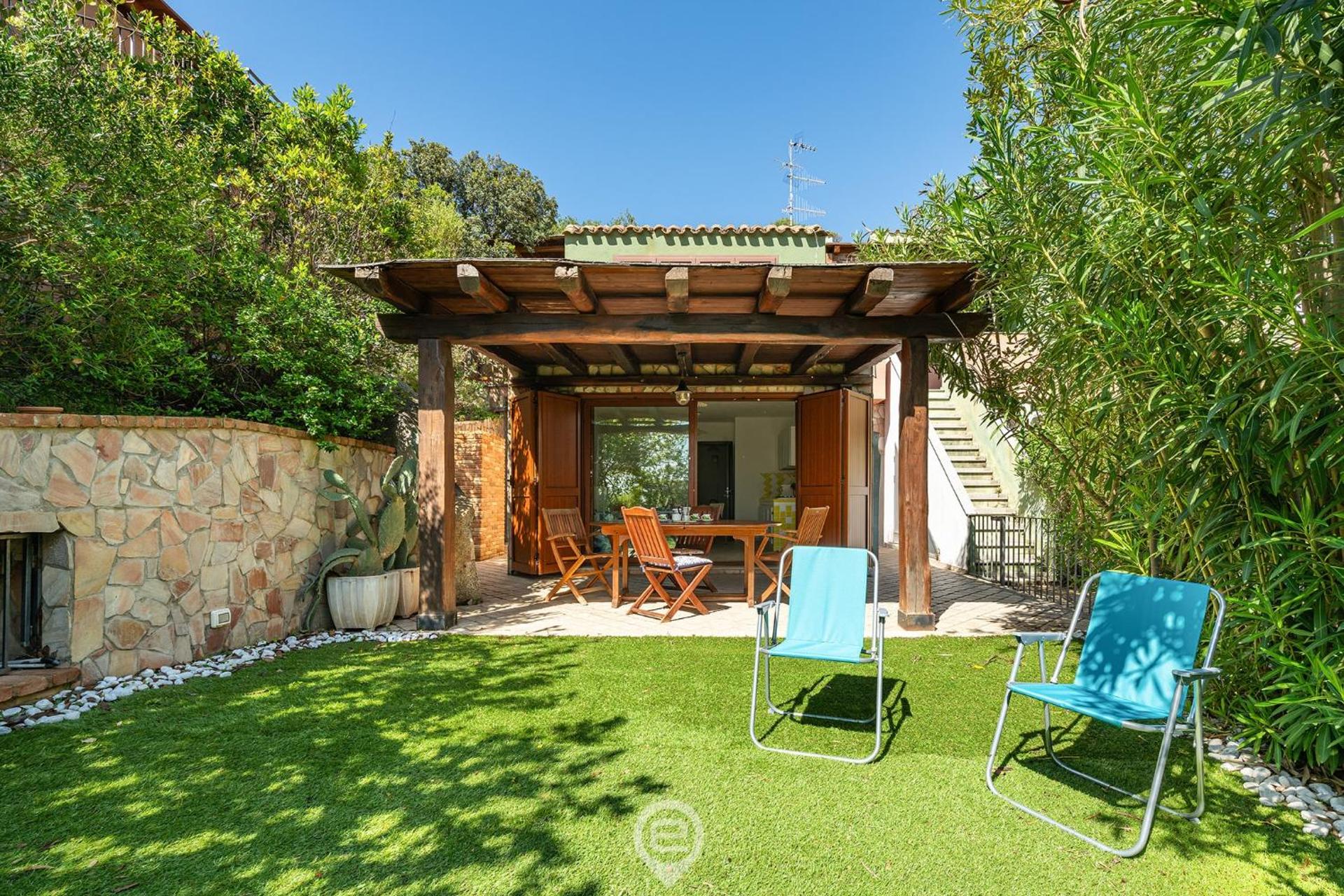 Alessandra Garden Hideaway - Photo 28