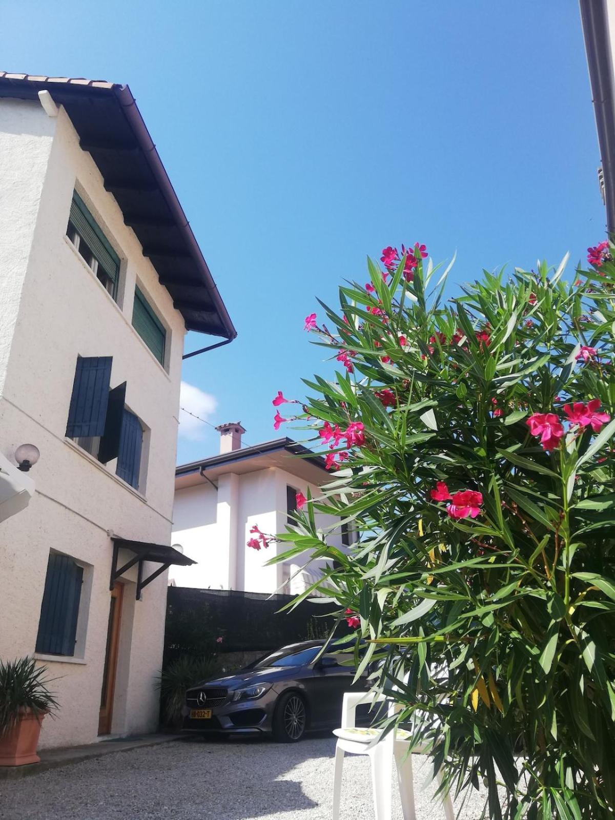 Family House on private courtyard in Fanna - Photo 46