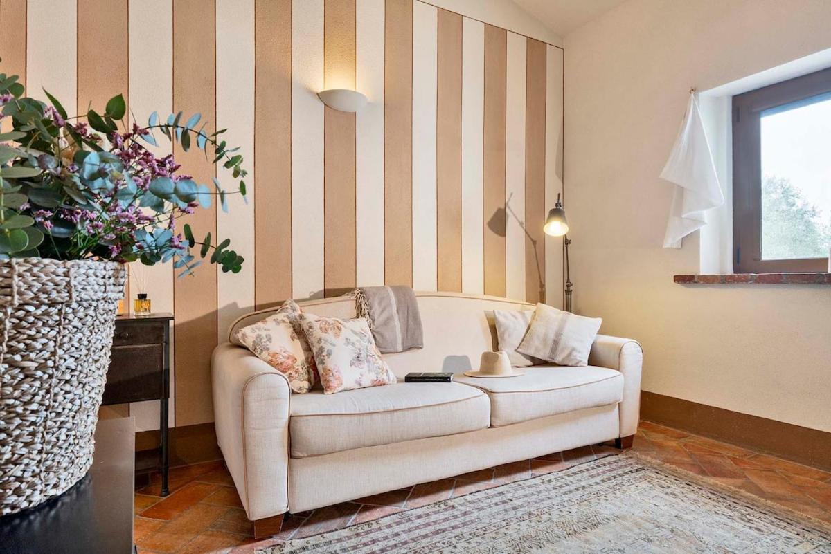 Cantagrillo - Spacious Villa & Private Pool - Photo 42