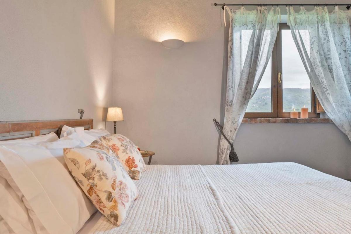 Cantagrillo - Spacious Villa & Private Pool - Photo 53