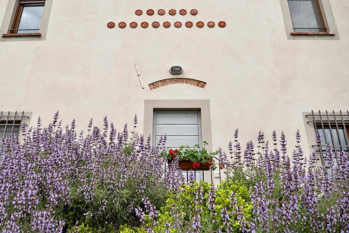 Cantagrillo - Spacious Villa & Private Pool - Photo 22