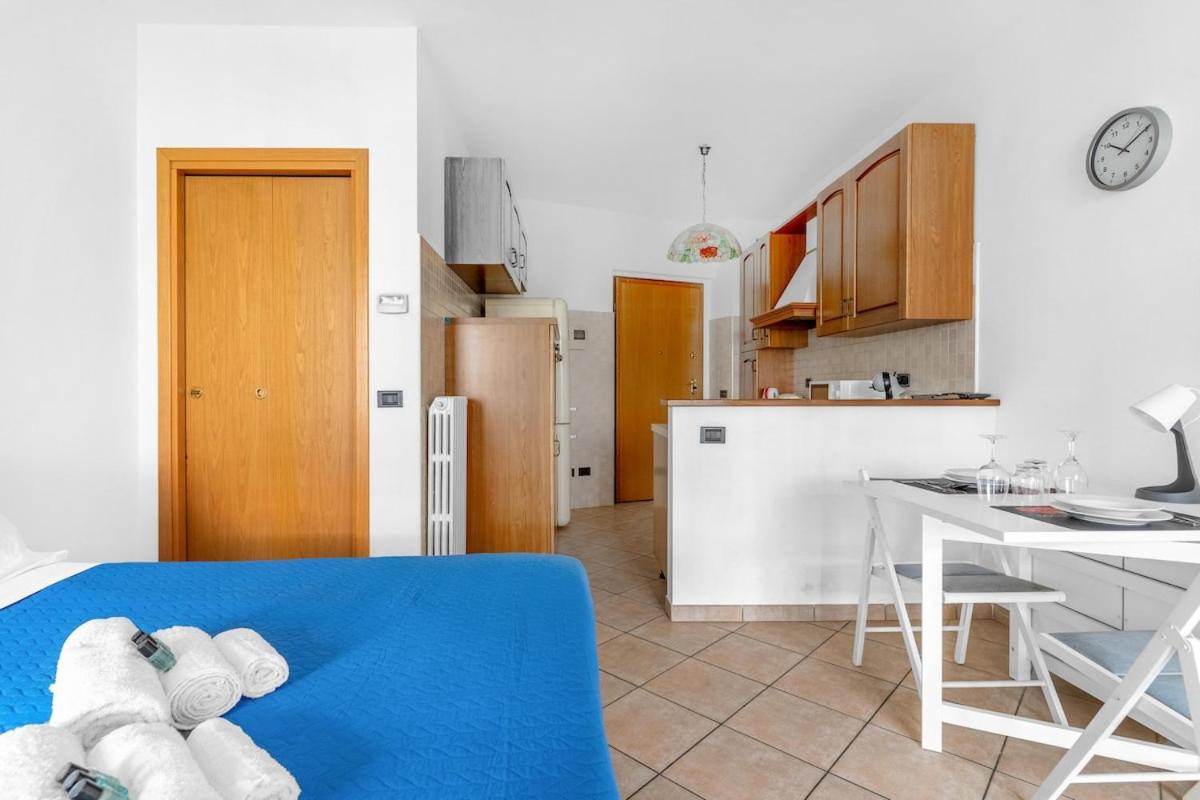 New - RhoFiera Milano - 5 min Free Wi-Fi - Photo 10