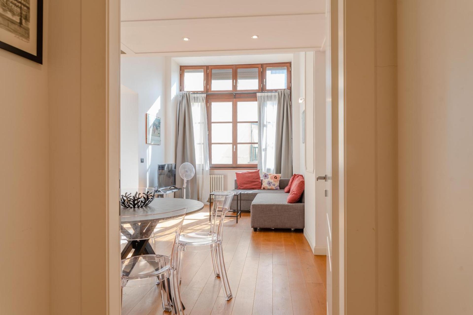 The great window by Toh Solution - Photo 51