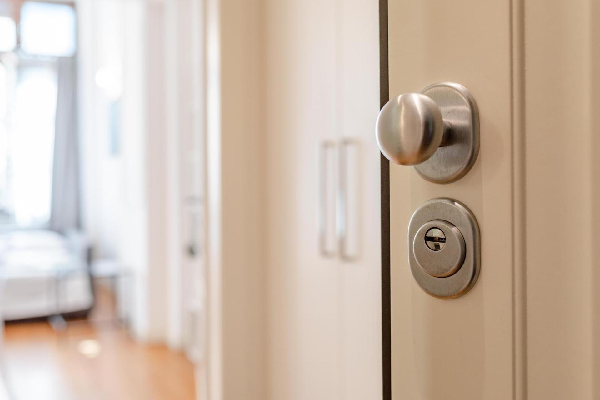 The great window by Toh Solution - Photo 37