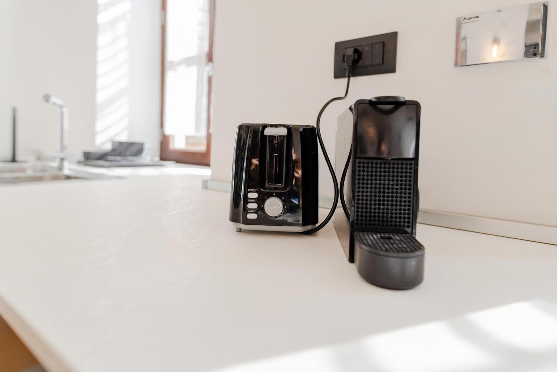 The great window by Toh Solution - Photo 18