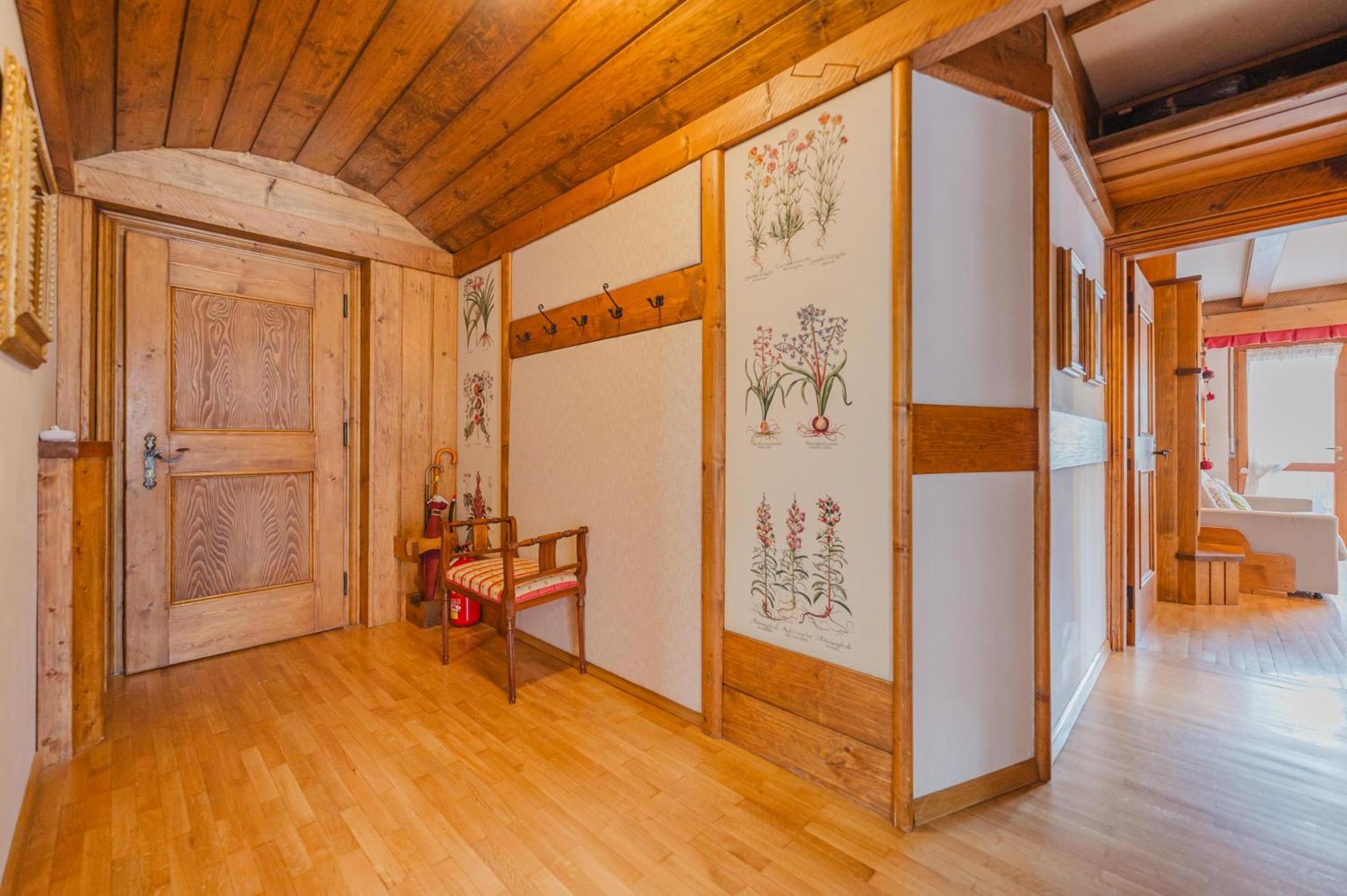 Casa Verocai - Mountain View Terrace & Parking - Photo 16