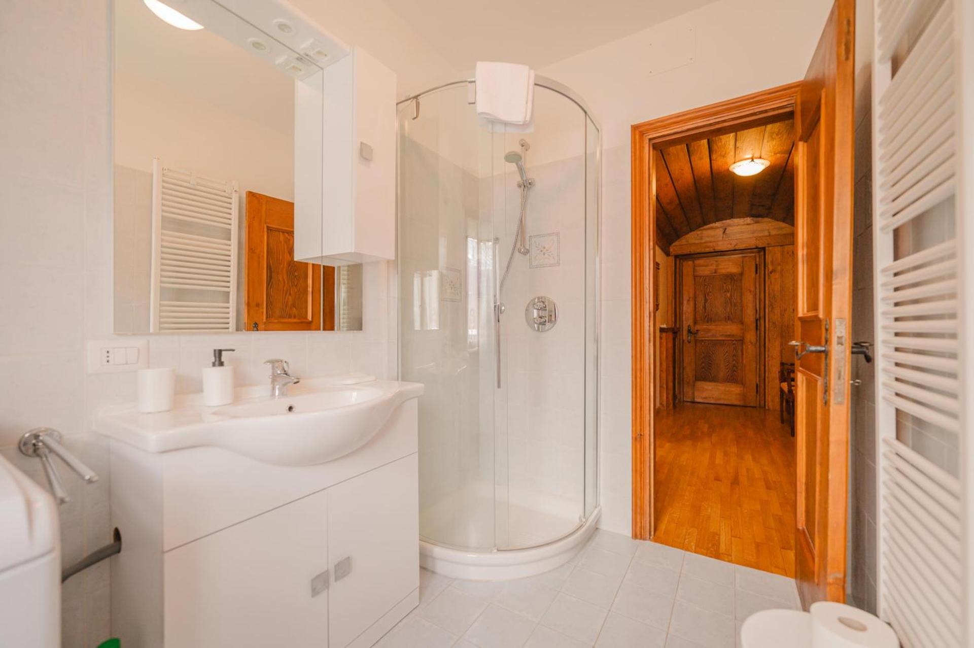 Casa Verocai - Mountain View Terrace & Parking - Photo 27