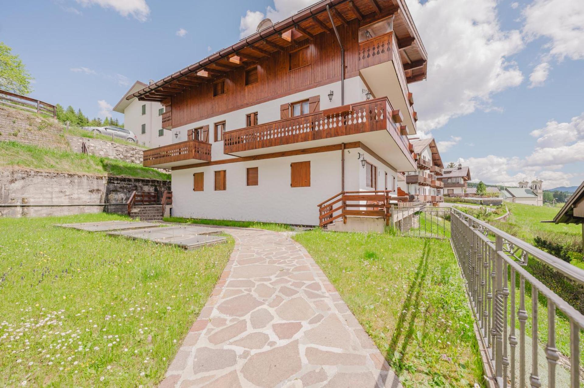 Casa Verocai - Mountain View Terrace & Parking - Photo 23